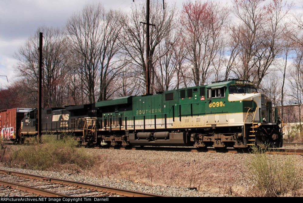 NS 8099 leads 14G